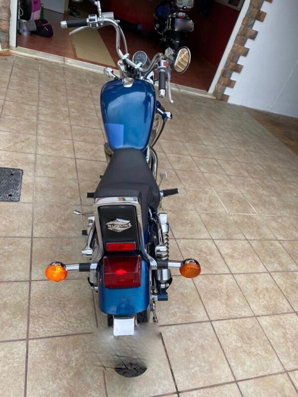 SUZUKI INTRUDER VS800