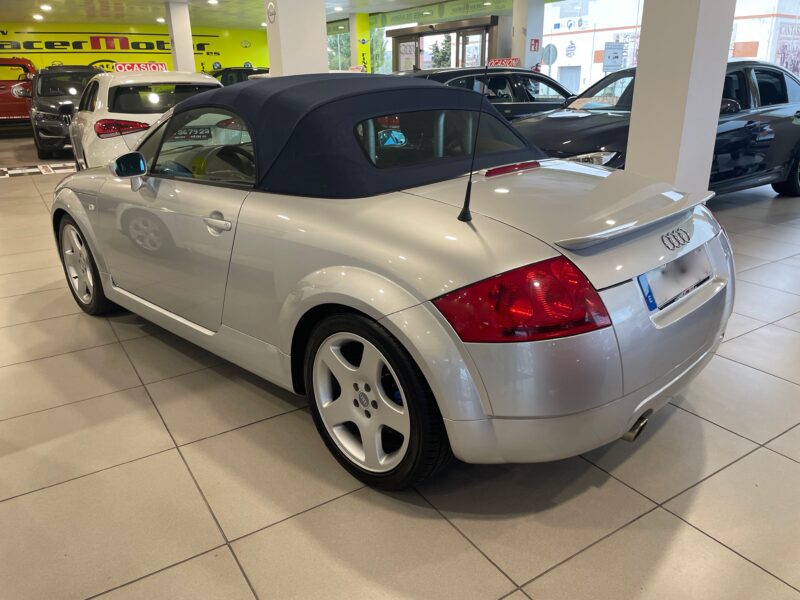 AUDI TT ROADSTER 1.8T