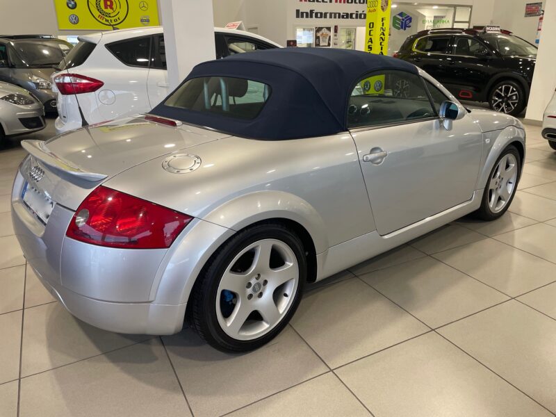 AUDI TT ROADSTER 1.8T