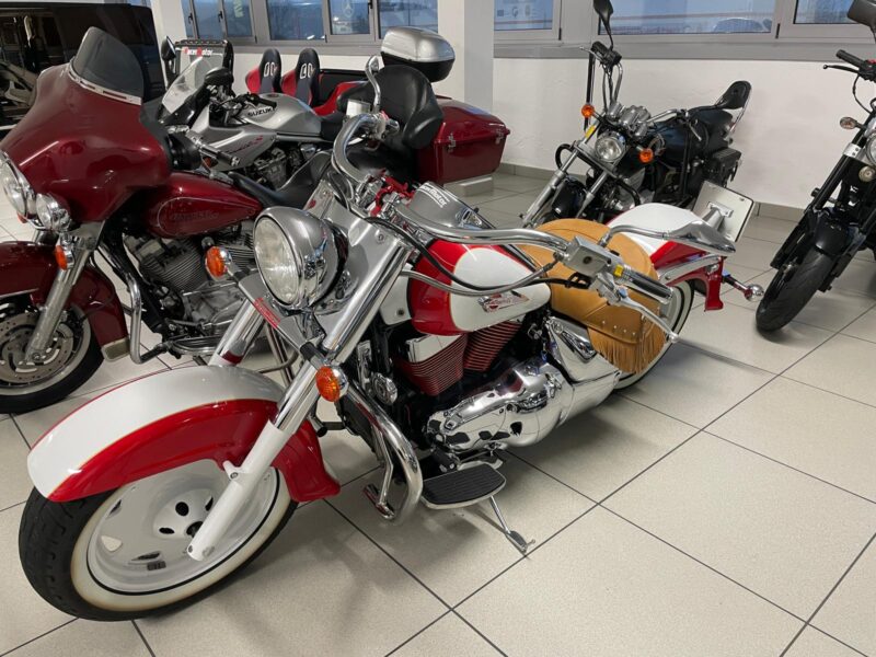 SUZUKI INTRUDER 1500 LC