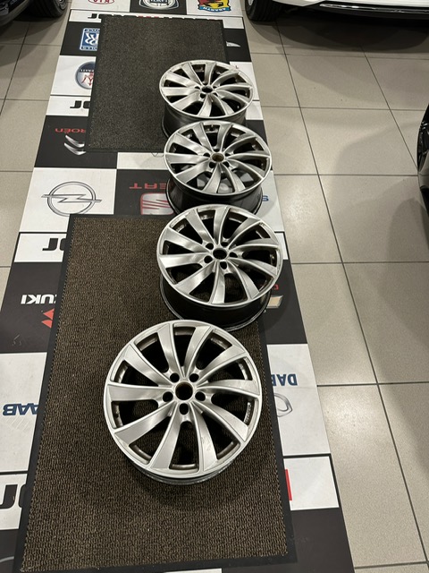 LLANTAS AUDI Q5