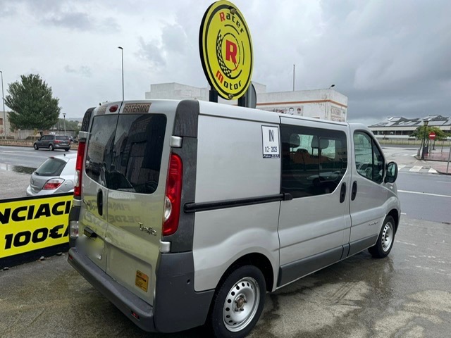 RENAULT TRAFIC 2.0DCI