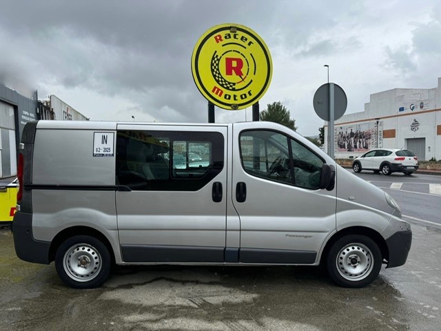 RENAULT TRAFIC 2.0DCI