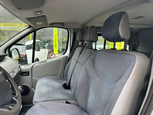 RENAULT TRAFIC 2.0DCI