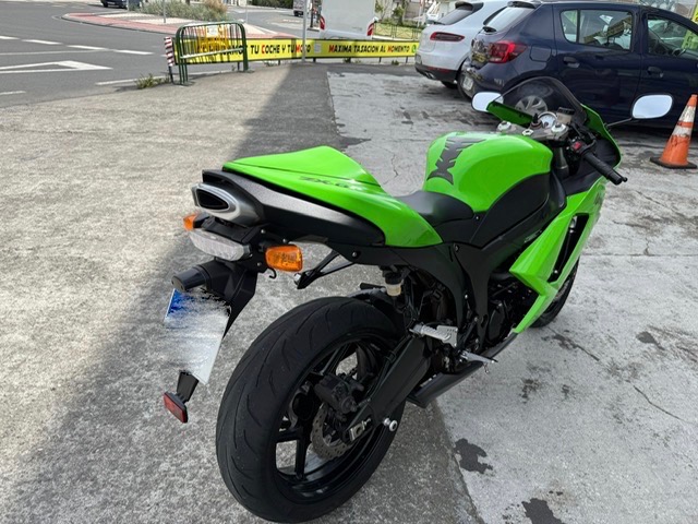 KAWASAKI NINJA ZX 6R