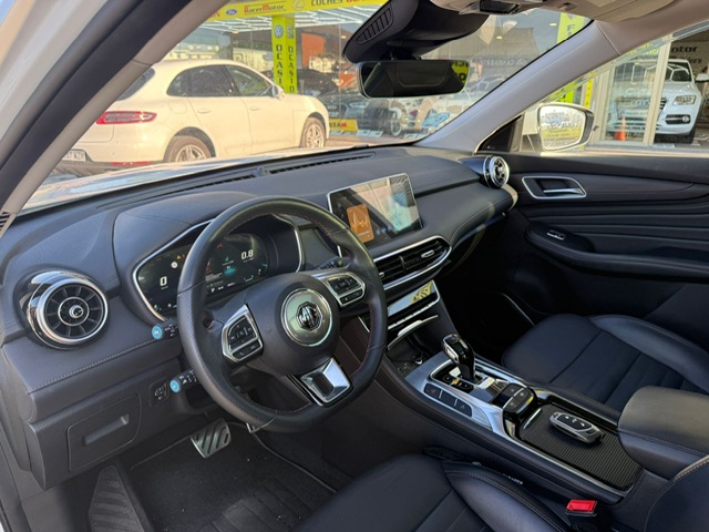 MG HS 1.5 LUXURY
