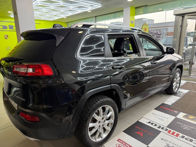 JEEP CHEROKEE 2.0CRD LIMITED
