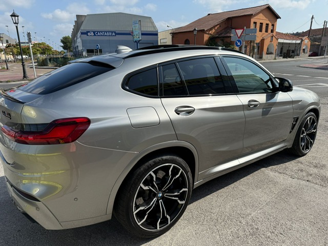 BMW X4 X4 M COMPETITION 