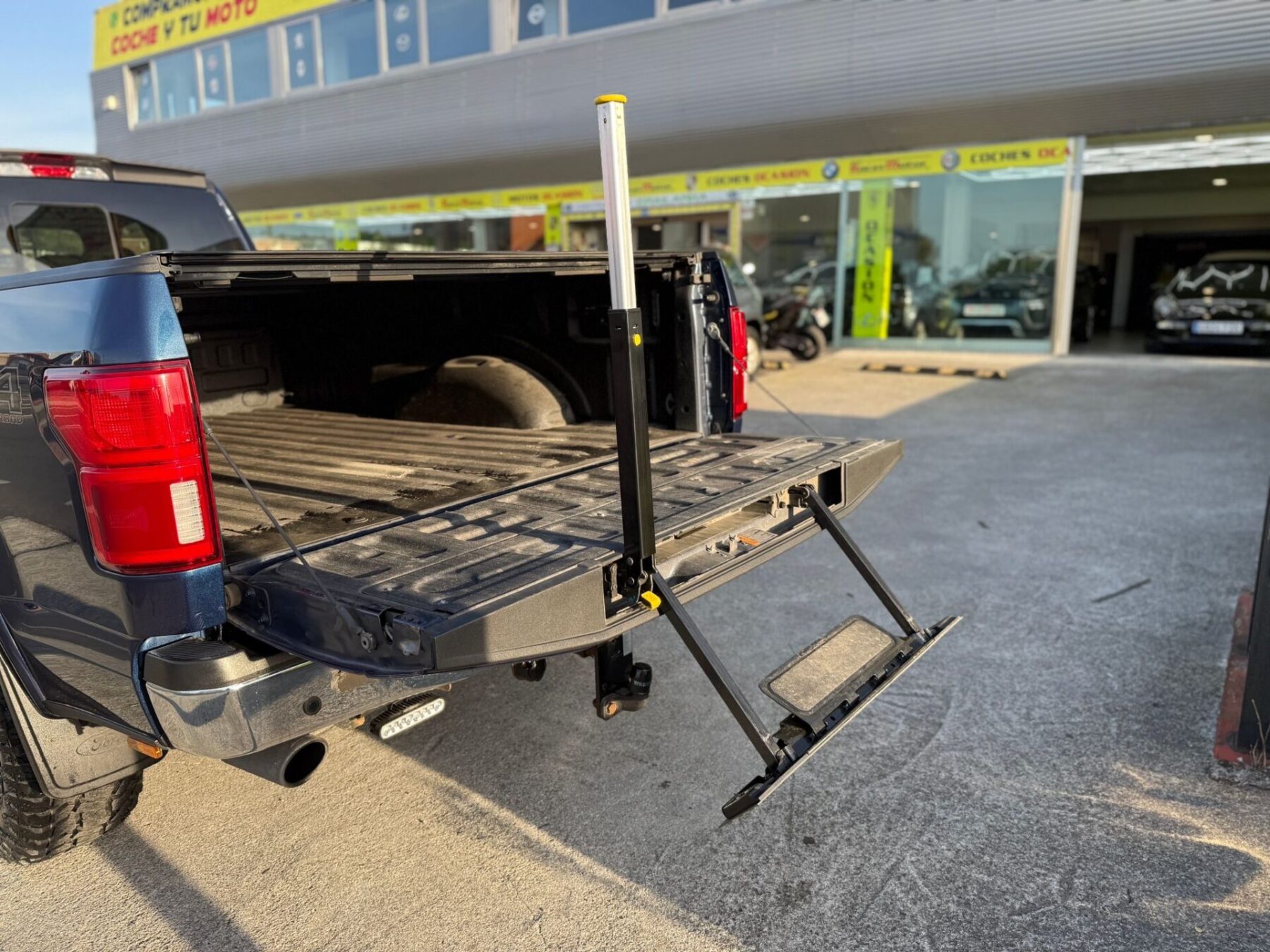 FORD F-150 SUPERCAB 5.0 V8