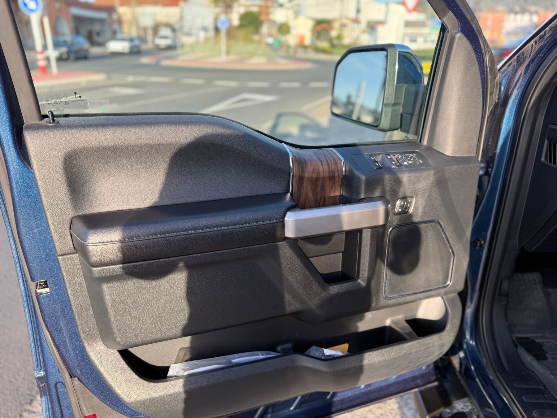 FORD F-150 SUPERCAB 5.0 V8