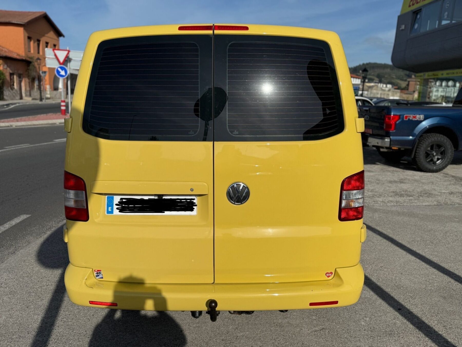 VOLKSWAGEN Transporter 2.0 TDI Kombi 