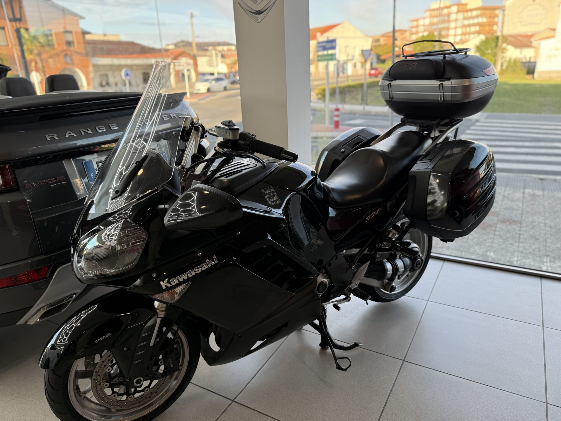KAWASAKI GTR 1400 GTR 1400