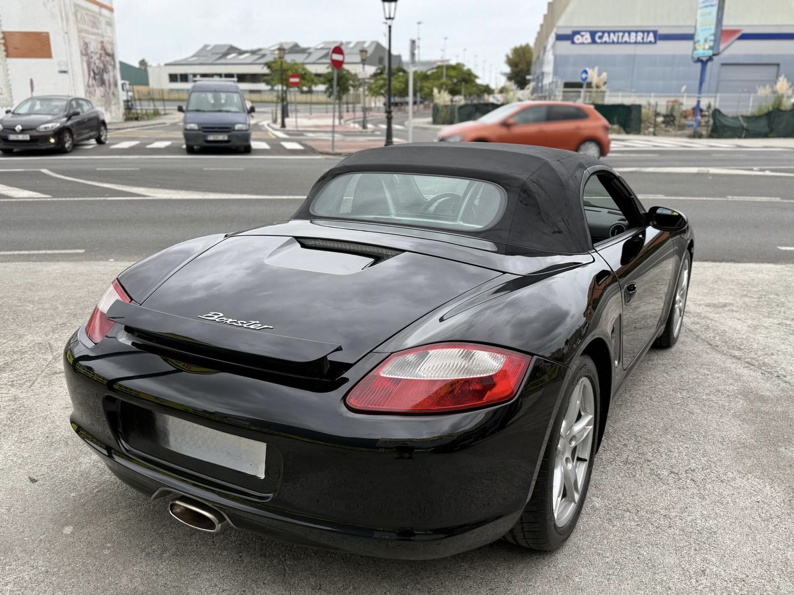 PORSCHE BOXSTER 2.7 