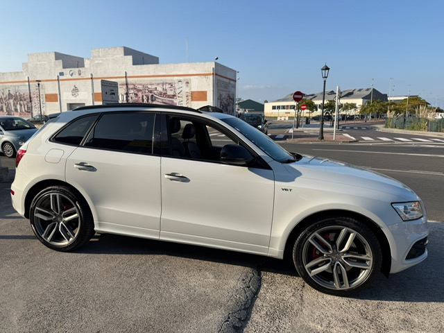 AUDI SQ5 PLUS