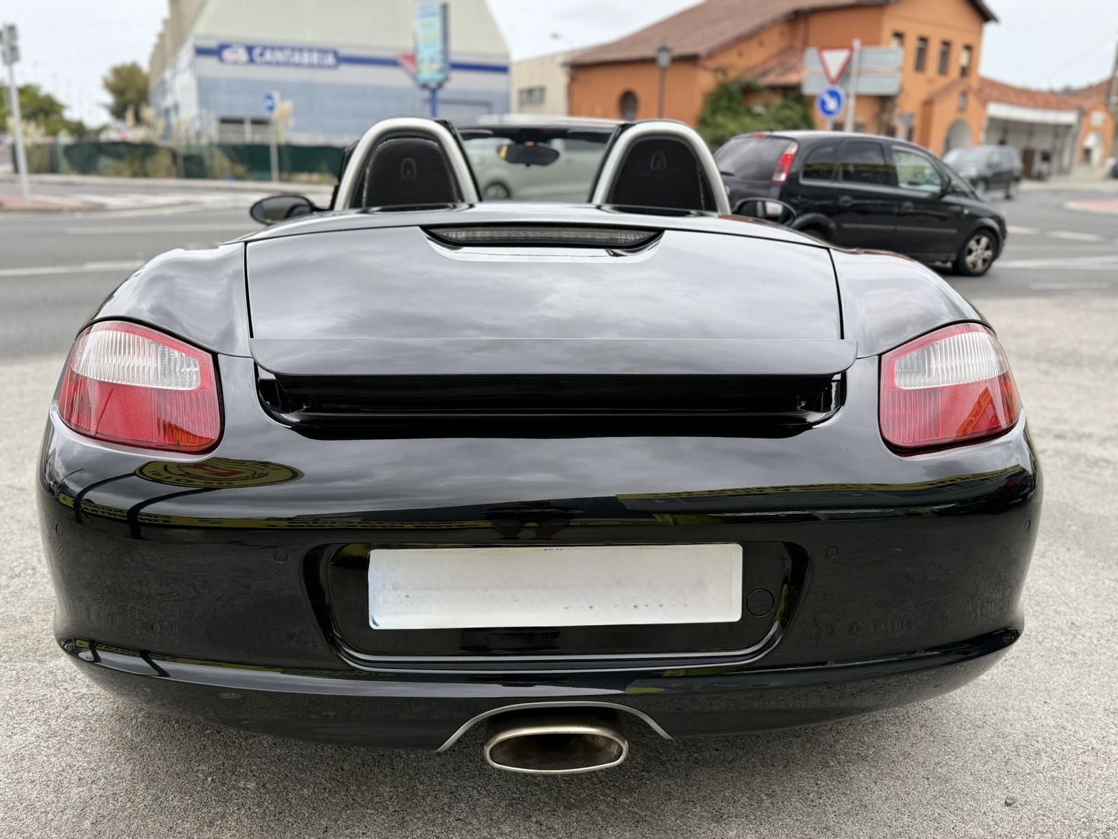 PORSCHE BOXSTER 2.7 