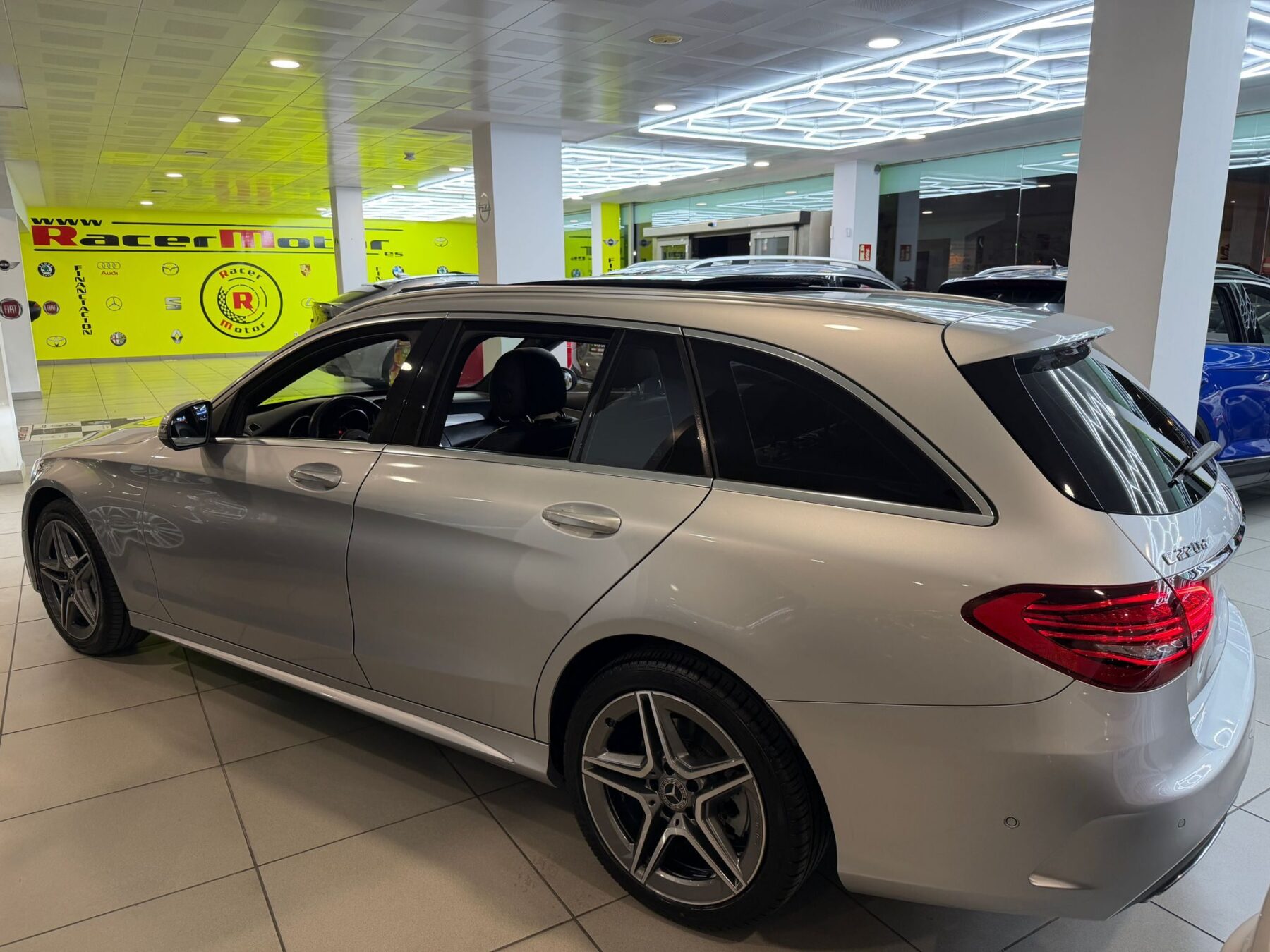 MERCEDES-BENZ Clase C 220 D AMG Line