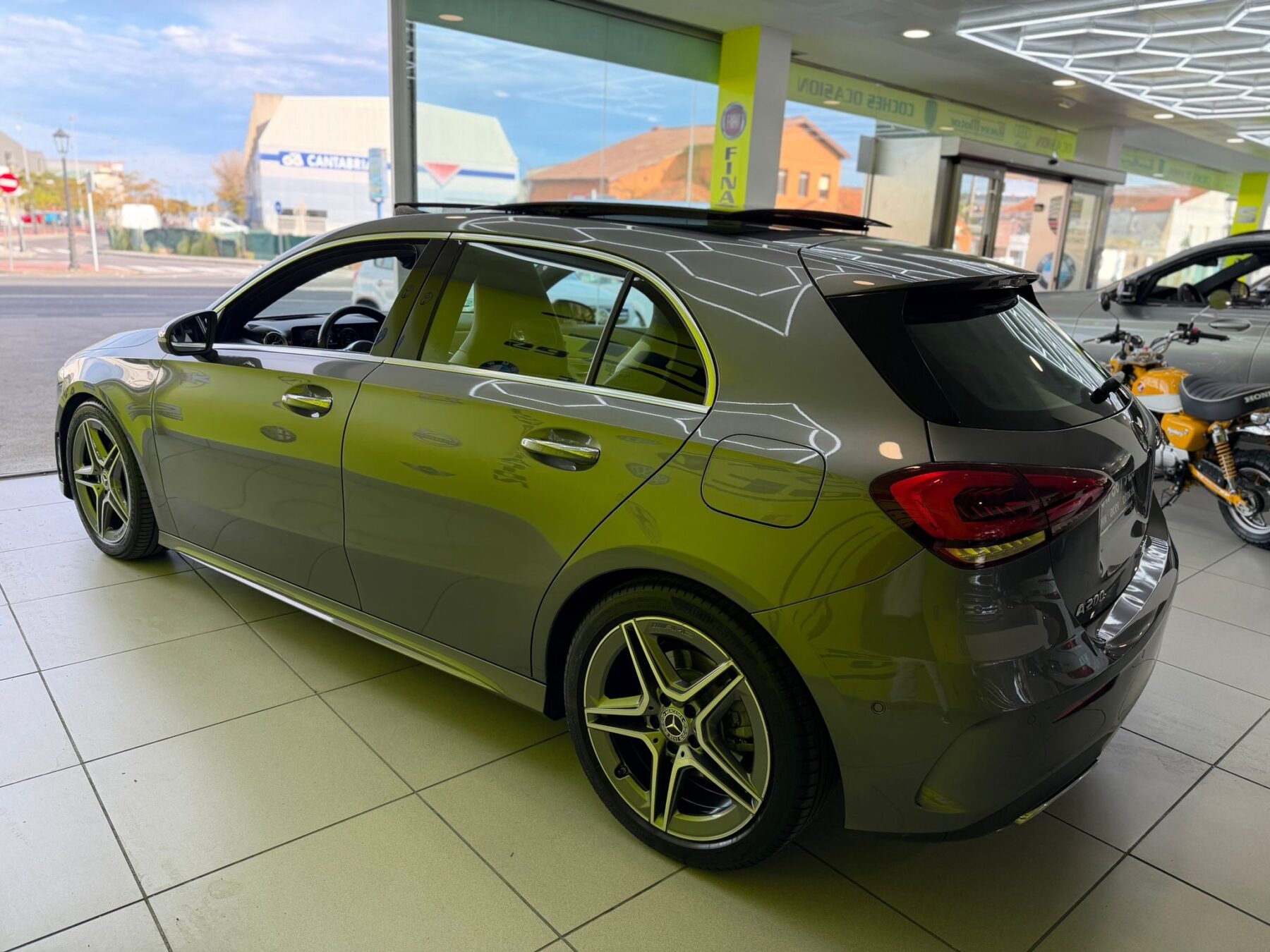 MERCEDES-BENZ Clase A AMG LINE