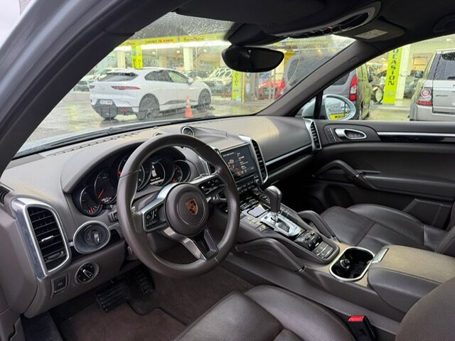 PORSCHE Cayenne PLATINUM EDITION 