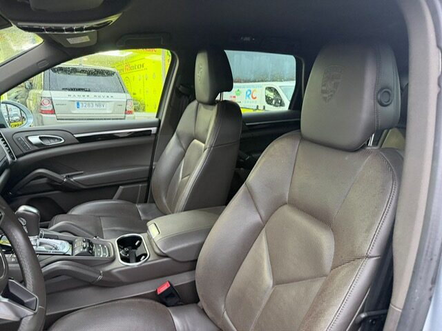 PORSCHE Cayenne PLATINUM EDITION 