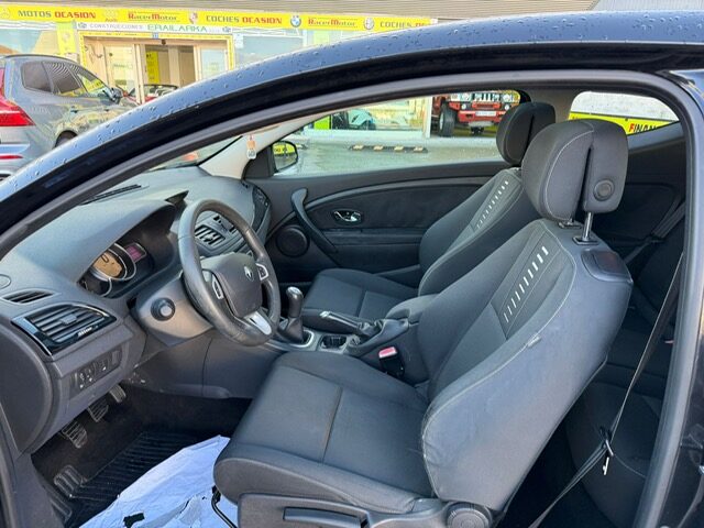 RENAULT Megane MEGANE COUPE
