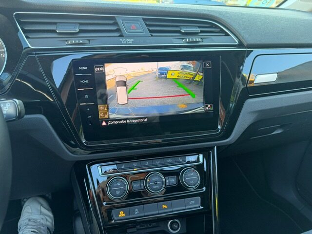 VOLKSWAGEN TOURAN SPORT