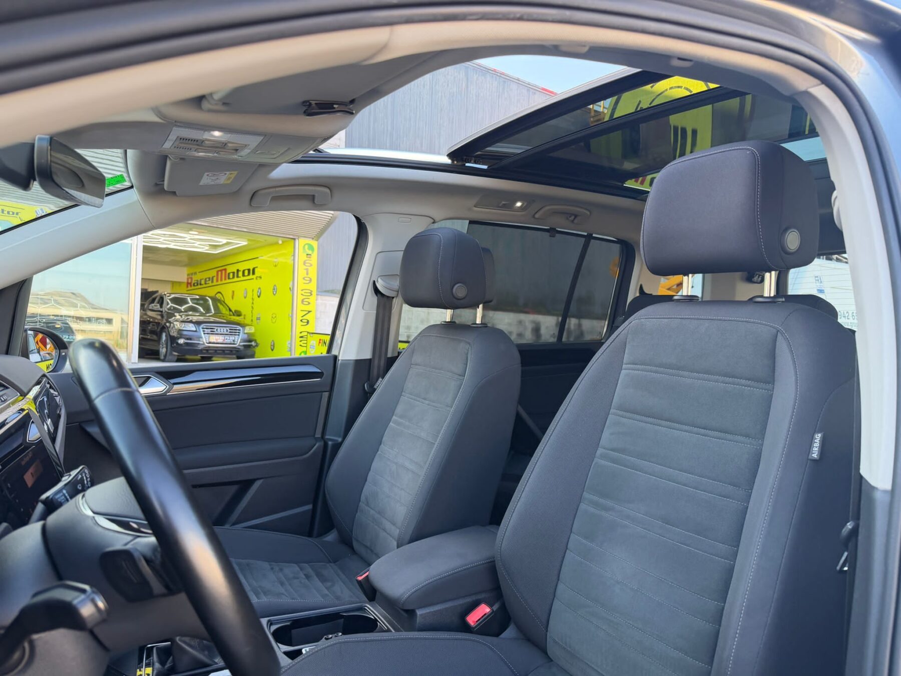 VOLKSWAGEN TOURAN SPORT