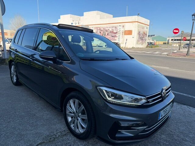 VOLKSWAGEN TOURAN SPORT