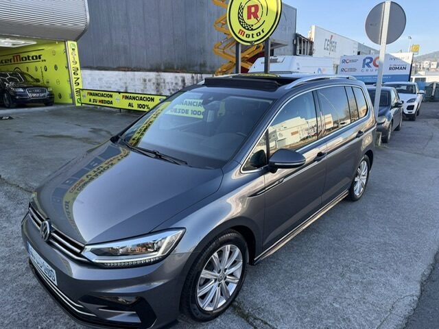 VOLKSWAGEN TOURAN SPORT