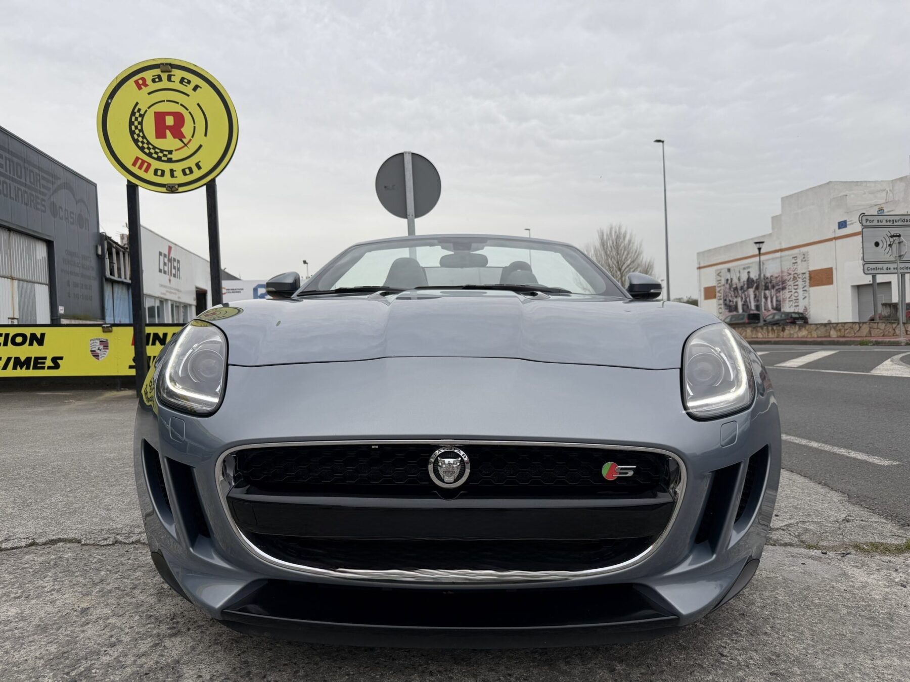 JAGUAR F-TYPE 5.0SC CONVERTIBLE