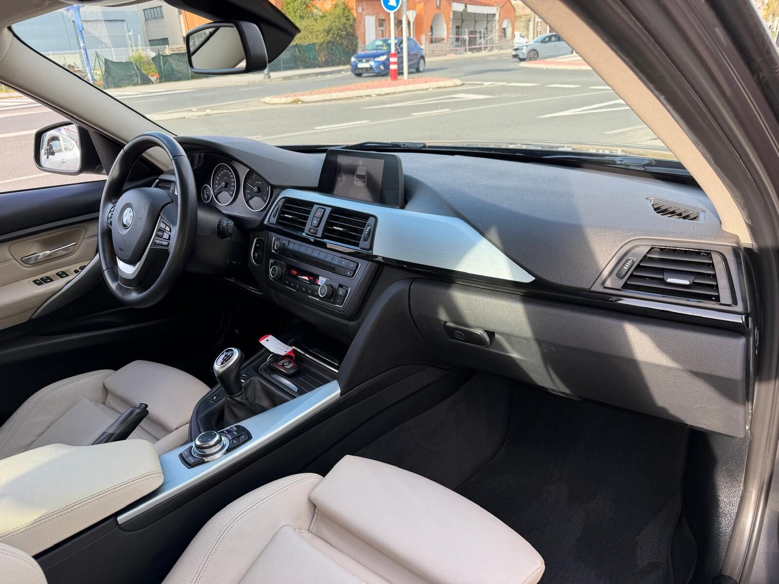 BMW Serie 3 318 D TOURING