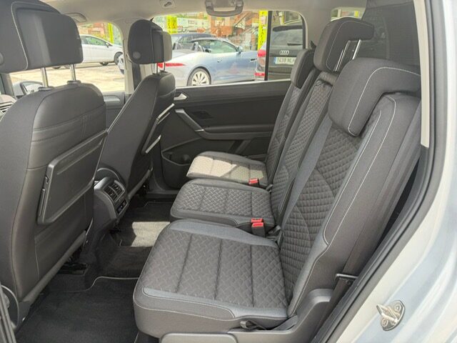 VOLKSWAGEN TOURAN 2.0TDI