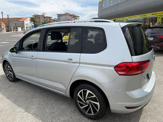 VOLKSWAGEN TOURAN 2.0TDI