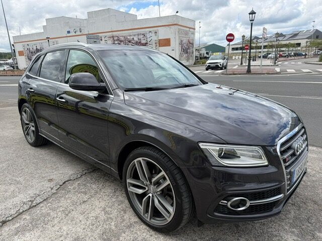 AUDI SQ5 COMPETITION