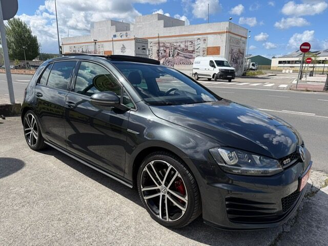 VOLKSWAGEN GOLF GOLF GTD