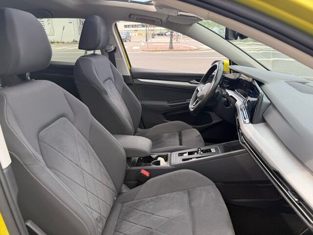 VOLKSWAGEN GOLF GOLF VIII LIFE