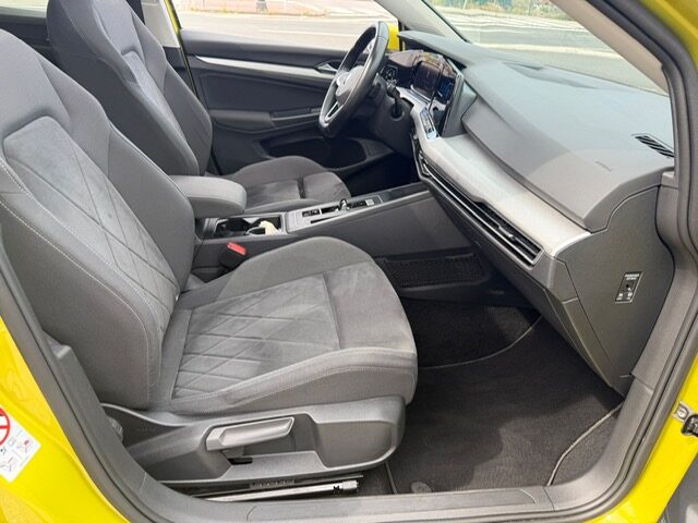 VOLKSWAGEN GOLF GOLF VIII LIFE