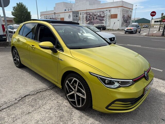 VOLKSWAGEN GOLF GOLF VIII LIFE