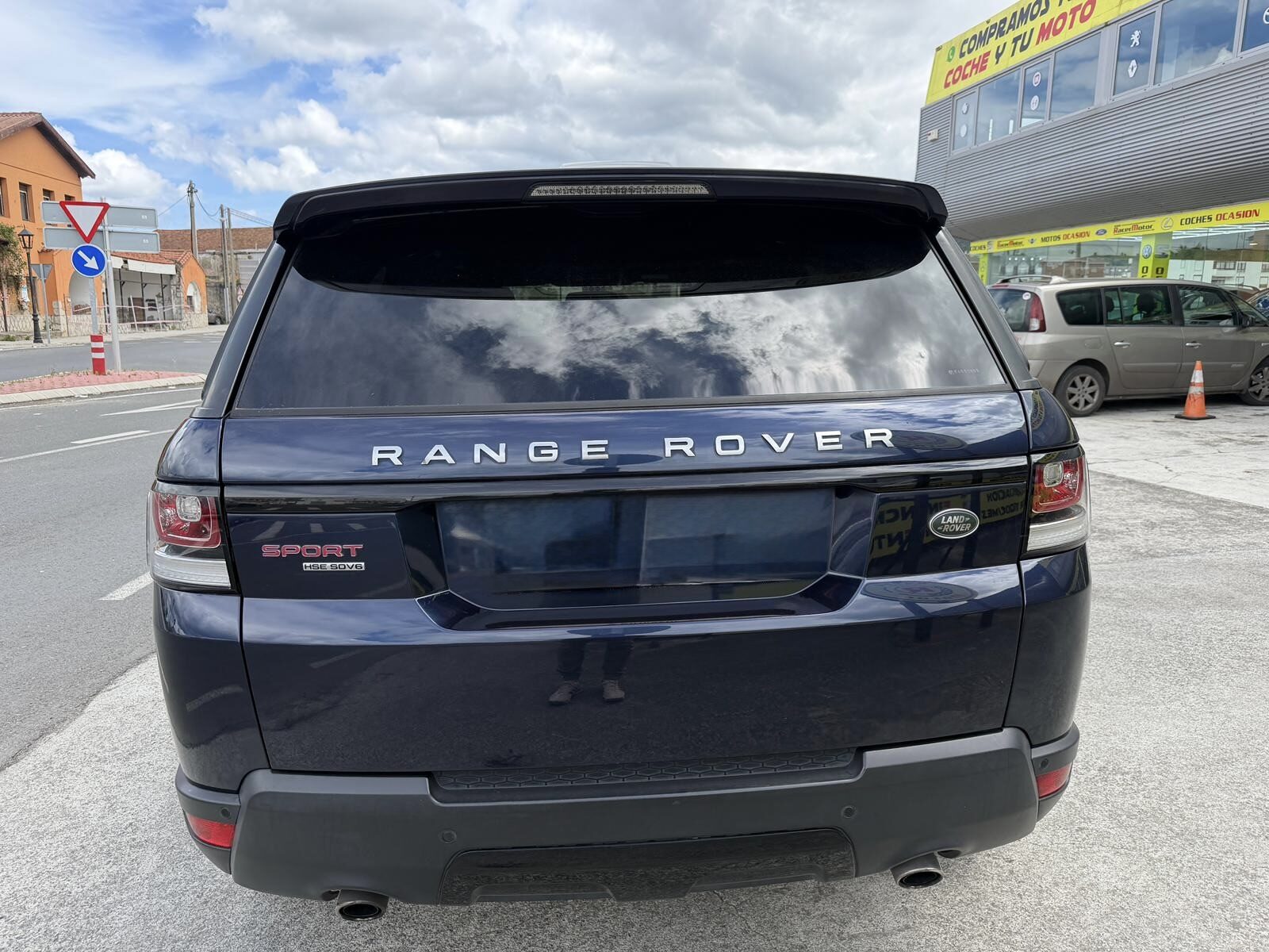 LAND-ROVER RANGE ROVER SPORT 3.0SDV6 HSE DYNAMIC