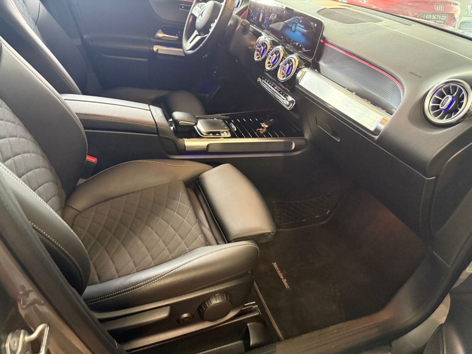 MERCEDES-BENZ GLB GLB 2.0D 