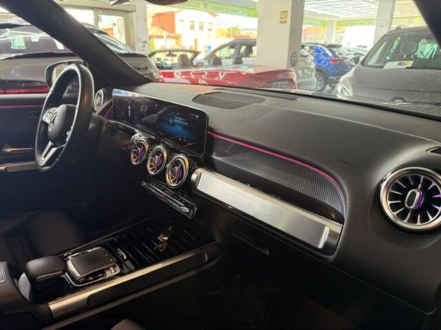 MERCEDES-BENZ GLB GLB 2.0D 