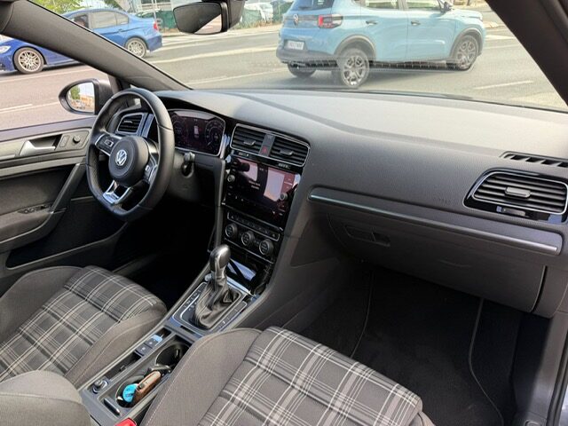 VOLKSWAGEN GOLF 2.0TDI GTD