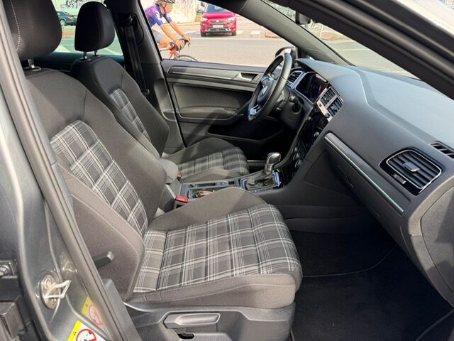 VOLKSWAGEN GOLF 2.0TDI GTD
