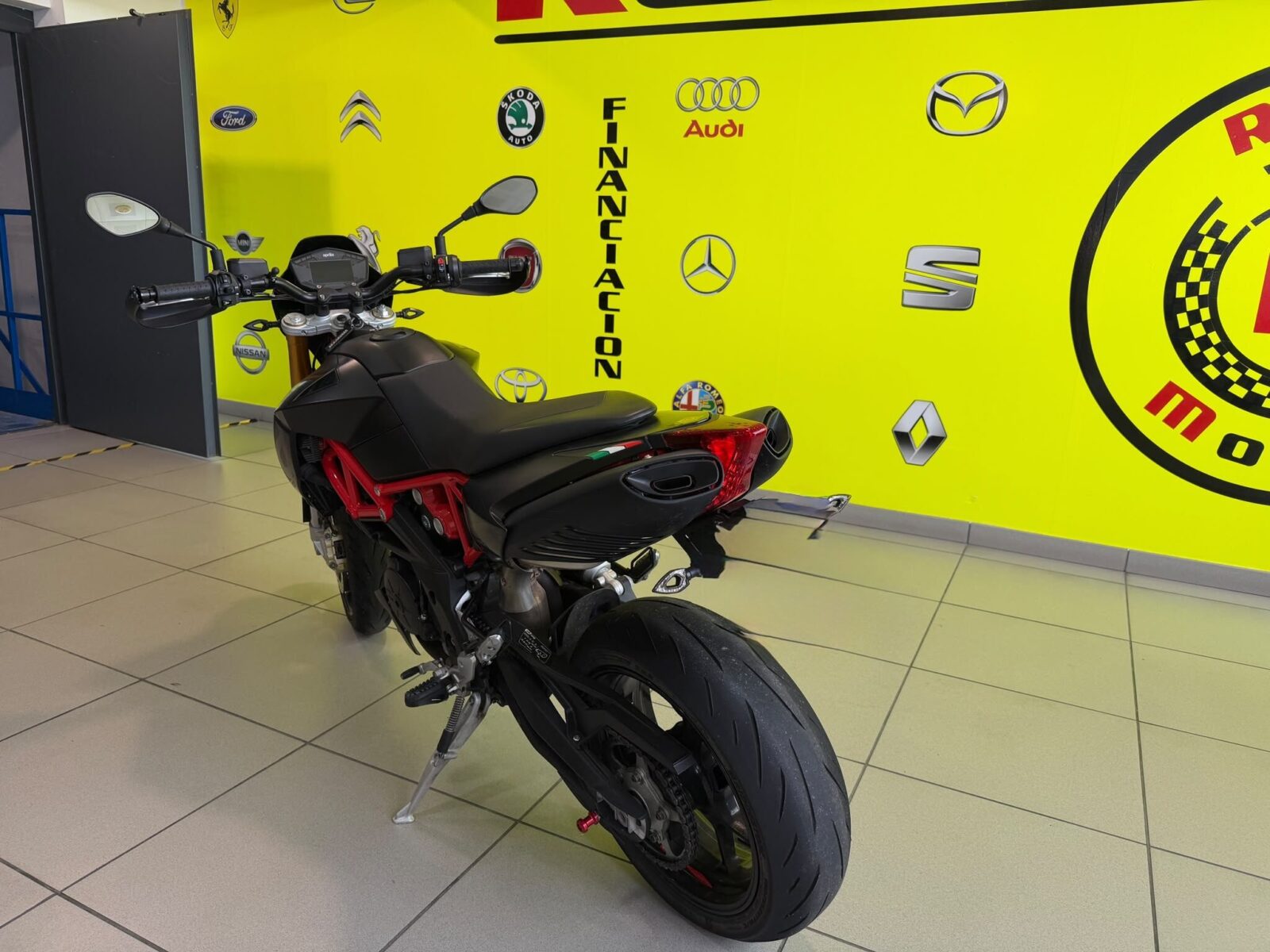 APRILIA DORSODURO DORSODURO 900