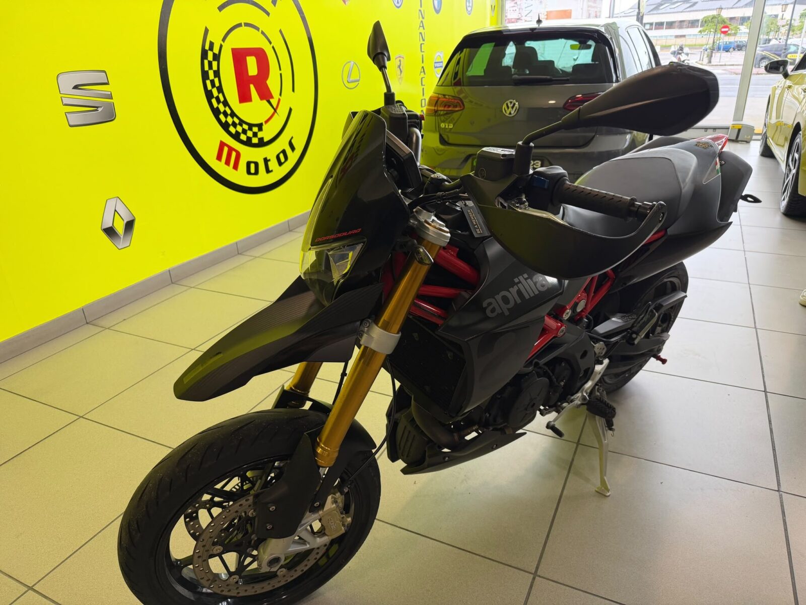 APRILIA DORSODURO DORSODURO 900