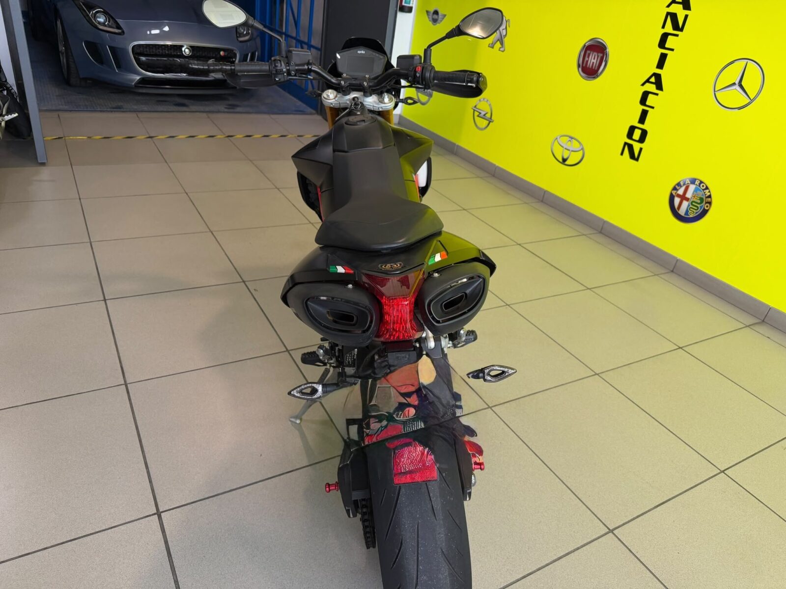 APRILIA DORSODURO DORSODURO 900