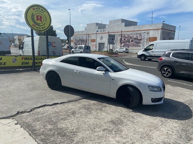 AUDI A5 2.0TFSI COUPE