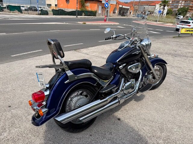 SUZUKI INTRUDER VL800