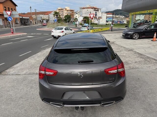DS DS5 BLUEHDI 120