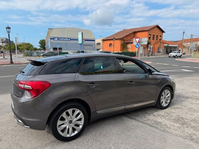 DS DS5 BLUEHDI 120