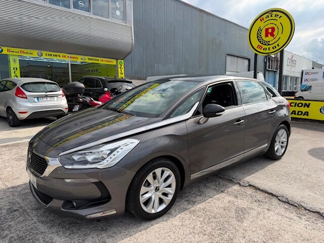 DS DS5 BLUEHDI 120